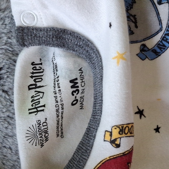 Harry Potter 0-3 Month Baby Tshirt + Hat - Picture 3 of 7